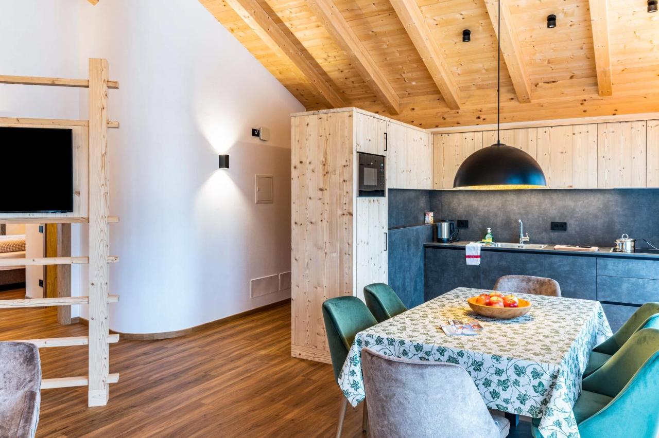 Les Ciases Chalets Dolomites Apt 3 San Vigilio Di Marebbe Dış mekan fotoğraf